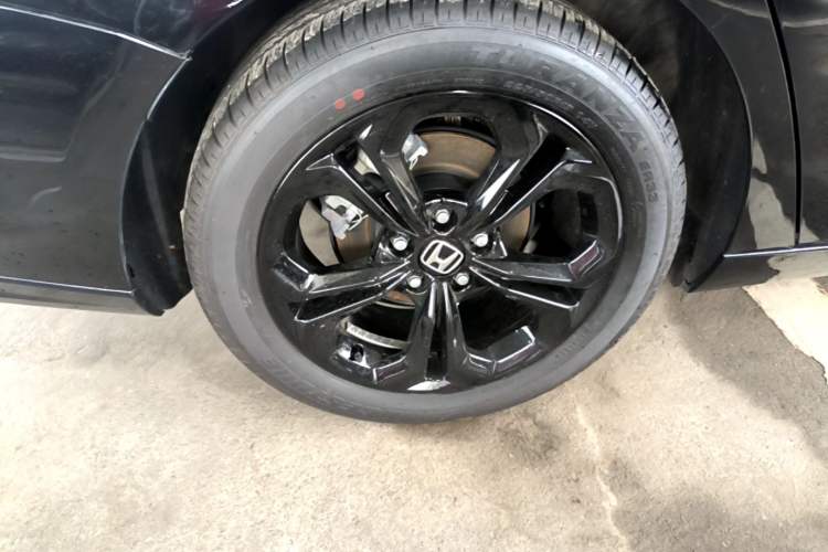 Used Honda Accord 2025 Sport Series 260TURBO Luxury Edition Right Rear Wheel Hub