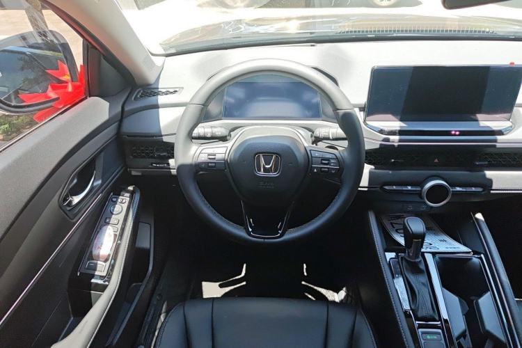 Used Honda Accord 2025 260TURBO Luxury Edition Steering Wheel