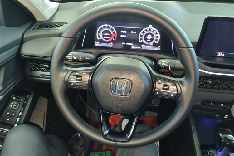 Used Honda Accord 2025 260TURBO Luxury Edition Steering Wheel