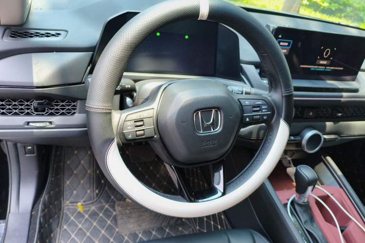 Used Honda Accord 2025 260TURBO Luxury Edition Steering Wheel