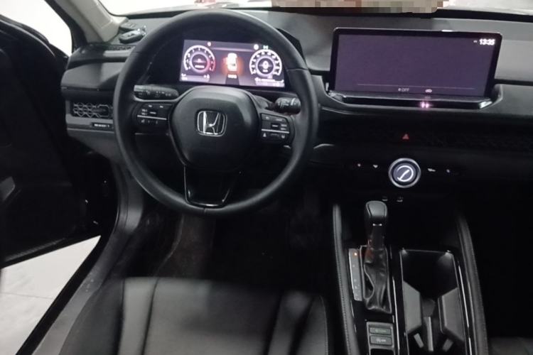 Used Honda Accord 2025 Sport Series 260TURBO Luxury Edition Steering Wheel