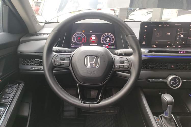 Used Honda Accord 2025 260TURBO Luxury Edition Steering Wheel