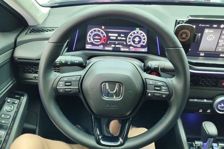 Used Honda Accord 2025 Sport Series 260TURBO Luxury Edition Steering Wheel