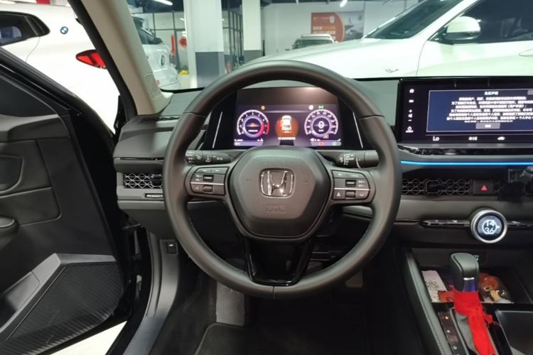 Used Honda Accord 2025 Sport Series 260TURBO Luxury Edition Steering Wheel
