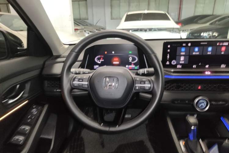 Used Honda Accord 2025 260TURBO Luxury Edition Steering Wheel