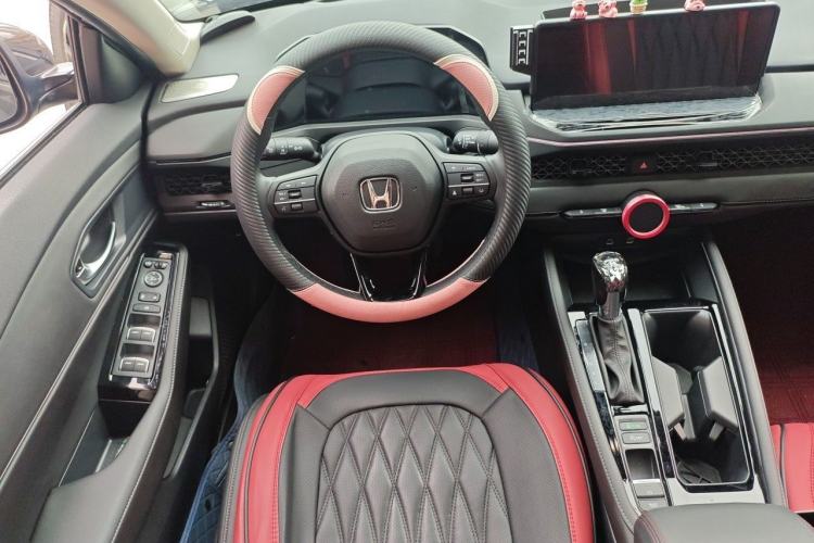Used Honda Accord 2025 Sport Series 260TURBO Luxury Edition Steering Wheel