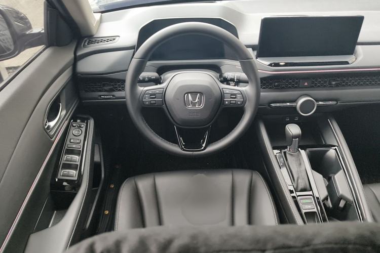Used Honda Accord 2025 260TURBO Luxury Edition Steering Wheel