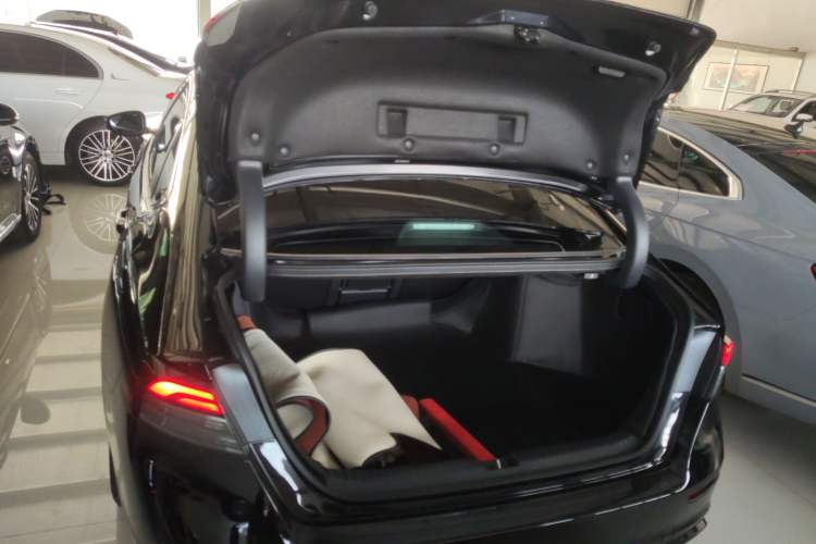 Used Honda Accord 2025 Sport Series 260TURBO Luxury Edition Trunk