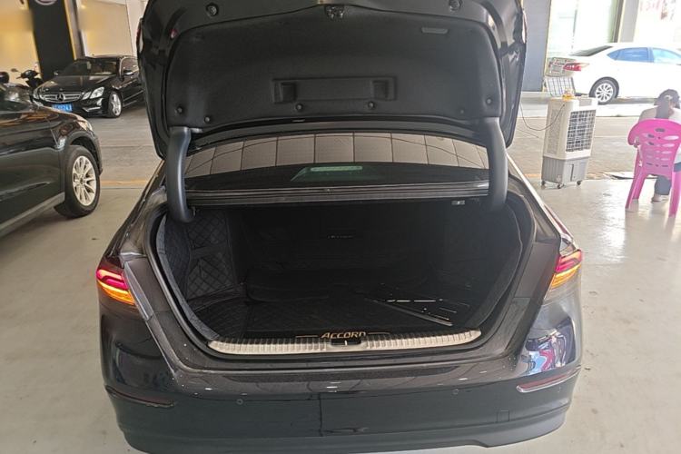 Used Honda Accord 2025 260TURBO Luxury Edition Trunk