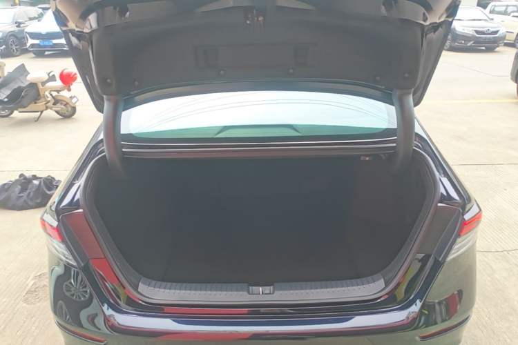 Used Honda Accord 2025 Sports Series 260TURBO Comfort Edition Trunk