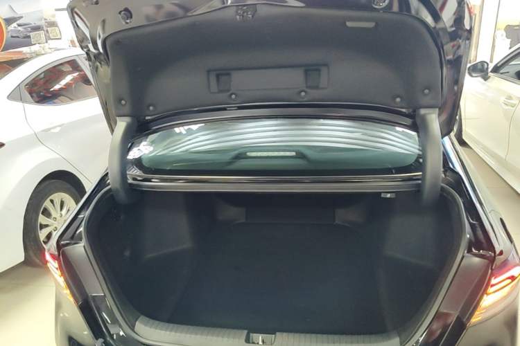 Used Honda Accord 2025 260TURBO Luxury Edition Trunk