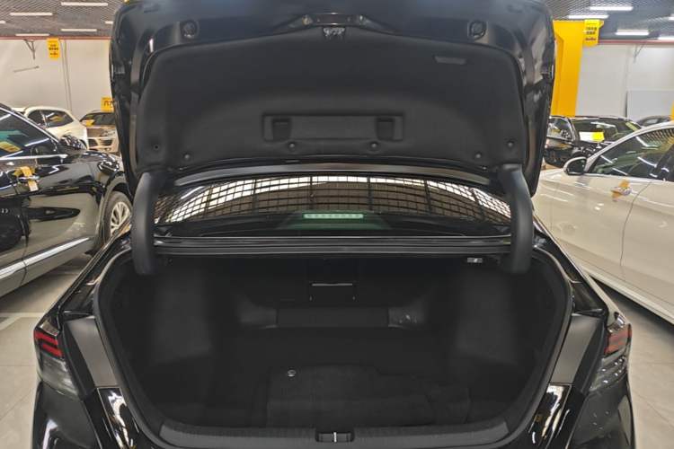 Used Honda Accord 2025 260TURBO Luxury Edition Trunk