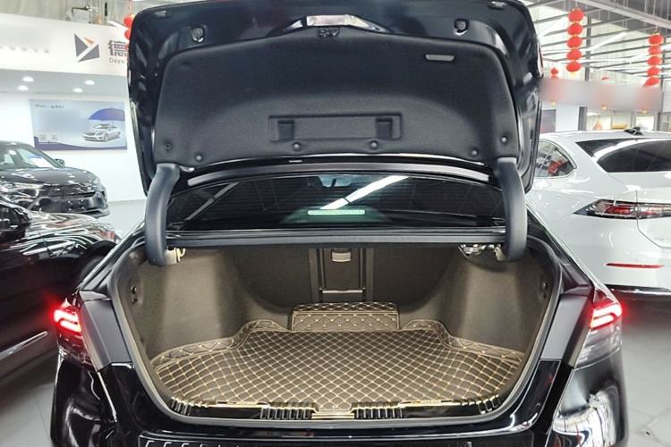 Used Honda Accord 2025 260TURBO Luxury Edition Trunk