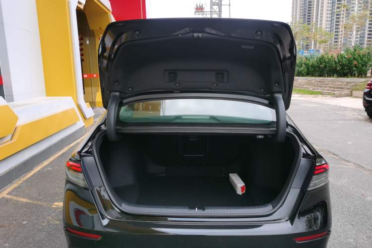 Used Honda Accord 2025 260TURBO Luxury Edition Trunk