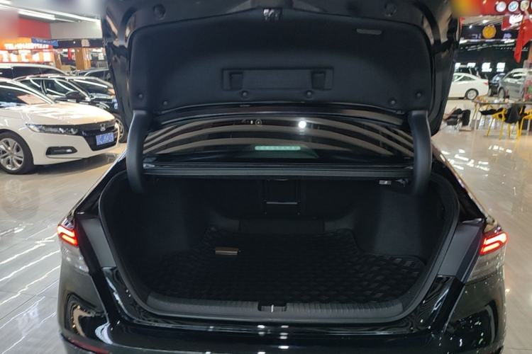 Used Honda Accord 2025 260TURBO Luxury Edition Trunk