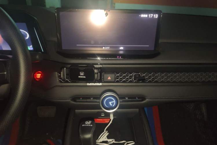 Used Honda Accord 2025 Sports Series 260TURBO Comfort Edition Audio And AC Panel