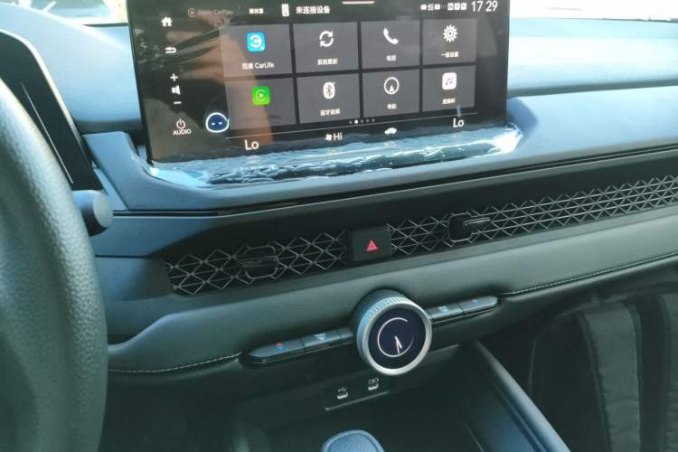 Used Honda Accord 2025 Sports Series 260TURBO Comfort Edition Audio And AC Panel
