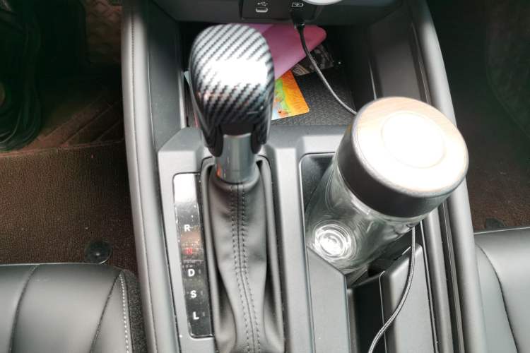Used Honda Accord 2025 260TURBO Comfort Edition Gear Lever