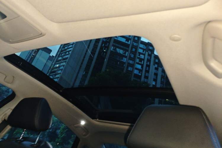 Used Honda Accord 2025 Sport Series 260TURBO Prestige Edition Headliner