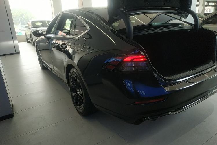 Used Honda Accord 2025 Sport Series 260TURBO Luxury Edition Rear Left 45 Deg