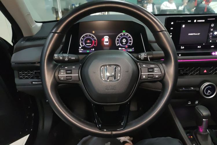 Used Honda Accord 2025 260TURBO Luxury Edition Steering Wheel
