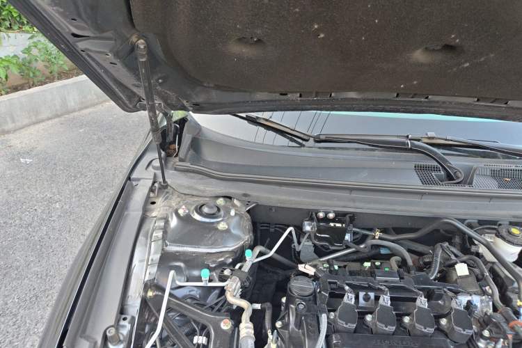 Used Honda Accord 2025 260TURBO Luxury Edition Engine Bay Right