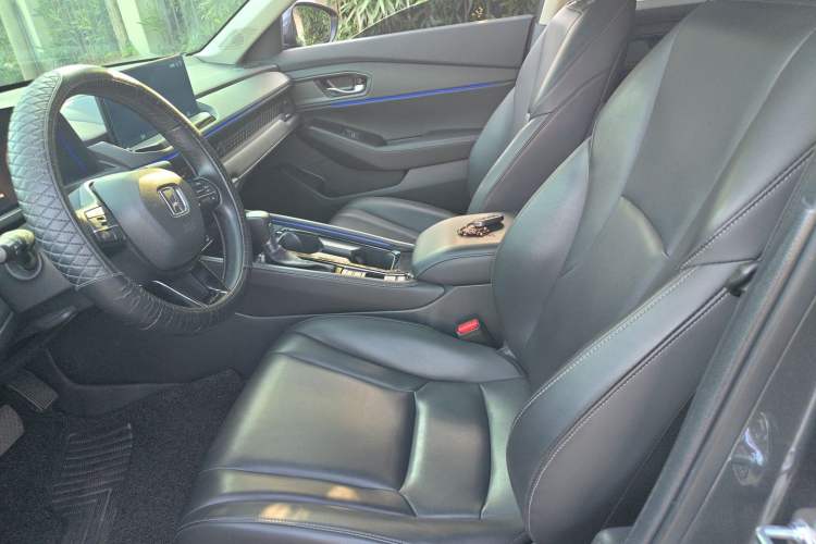 Used Honda Accord 2025 260TURBO Luxury Edition Left Front Seat