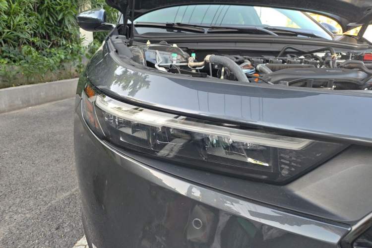 Used Honda Accord 2025 260TURBO Luxury Edition Right Front Headlight