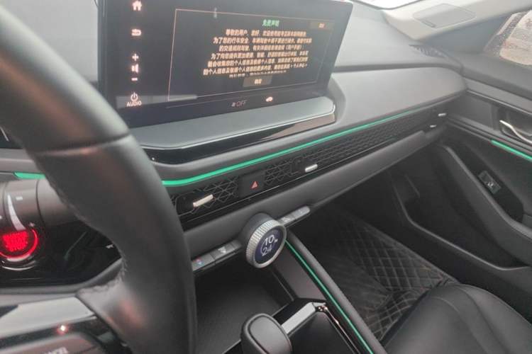 Used Honda Accord 2025 260TURBO Prestige Edition Audio And AC Panel