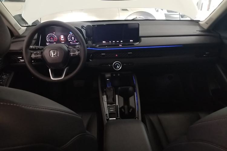 Used Honda Accord 2025 260TURBO Prestige Edition Center Console