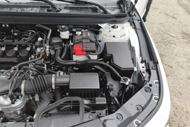 Used Honda Accord 2025 Sport Series 260TURBO Luxury Edition Engine Bay Left