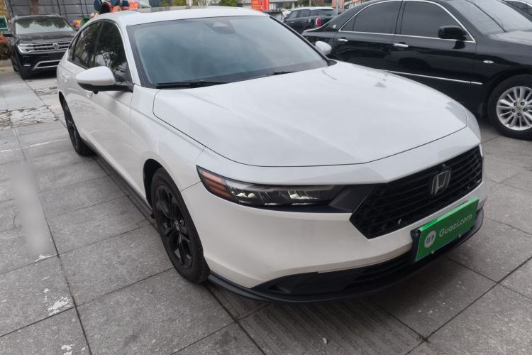 Used Honda Accord 2025 260TURBO Luxury Edition Front Right 45 Deg