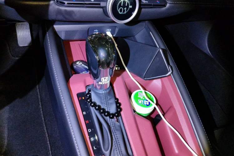 Used Honda Accord 2025 Sport Series 260TURBO Prestige Edition Gear Lever