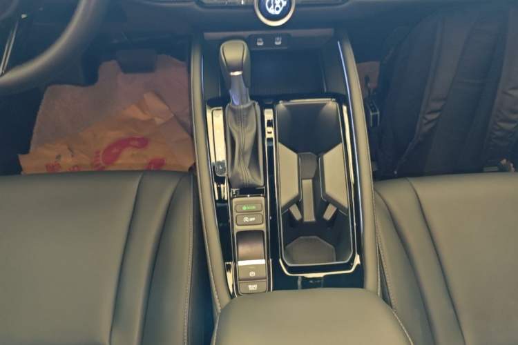 Used Honda Accord 2025 260TURBO Luxury Edition Gear Lever