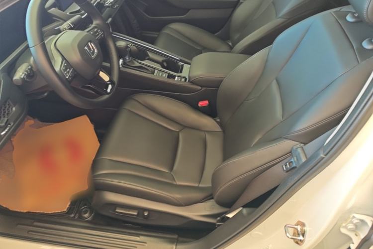 Used Honda Accord 2025 260TURBO Luxury Edition Left Front Seat