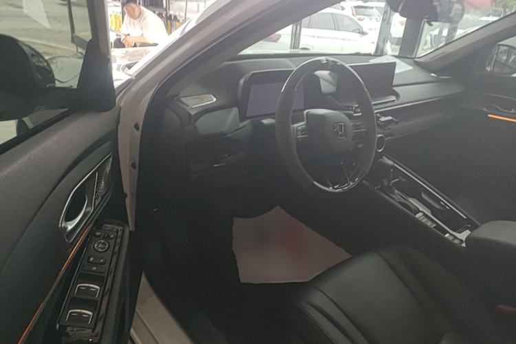 Used Honda Accord 2025 Sport Series 260TURBO Luxury Edition Left Front Seat