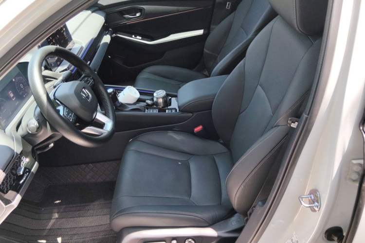 Used Honda Accord 2025 Sport Series 260TURBO Prestige Edition Left Front Seat