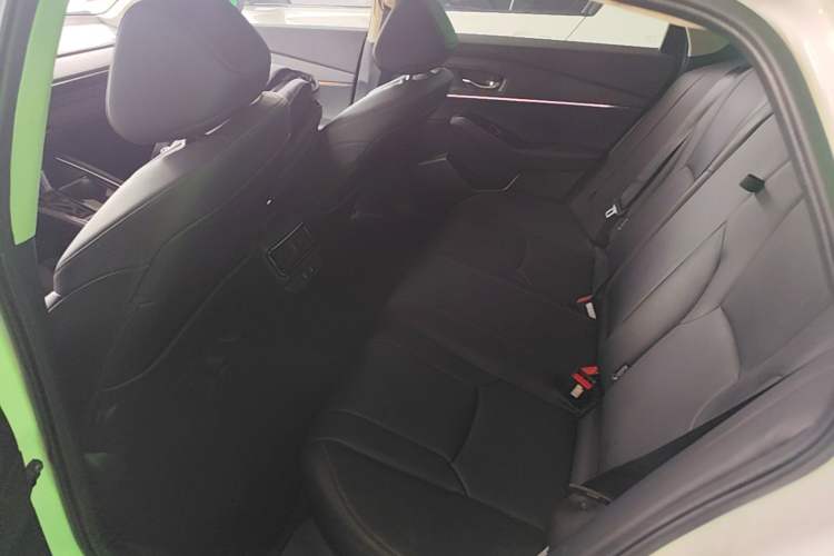 Used Honda Accord 2025 Sport Series 260TURBO Luxury Edition Left Rear Seat