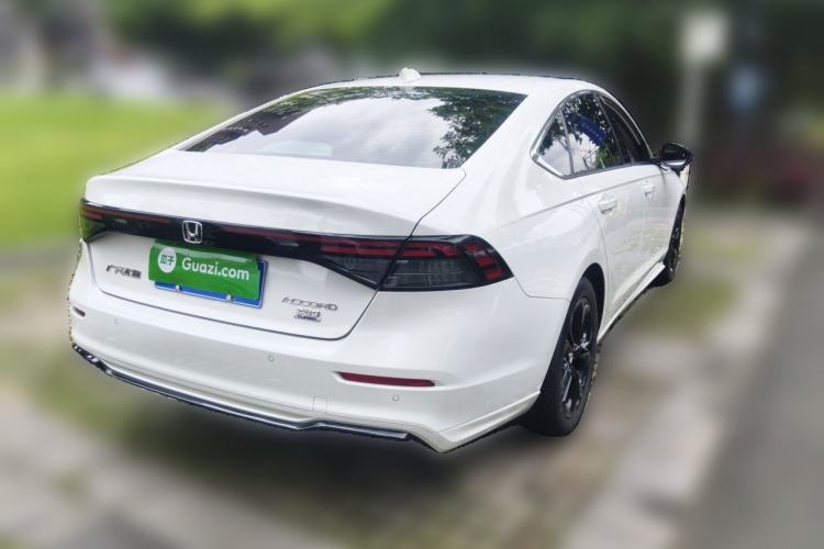 Used Honda Accord 2025 Sport Series 260TURBO Luxury Edition Rear Right 45 Deg