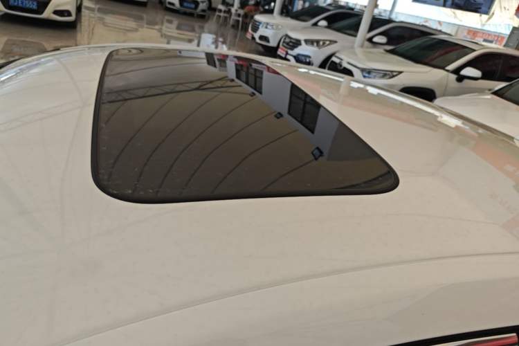 Used Honda Accord 2025 260TURBO Luxury Edition Roof