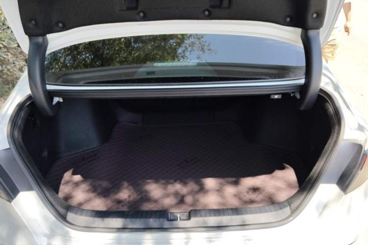 Used Honda Accord 2025 Sport Series 260TURBO Prestige Edition Trunk