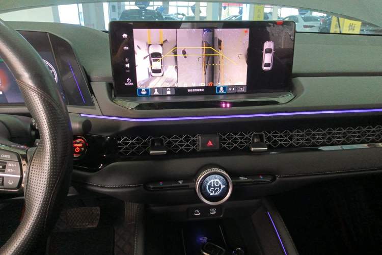 Used Honda Accord New Energy 2023 2.0L ePHEV Smart Edition Audio And AC Panel