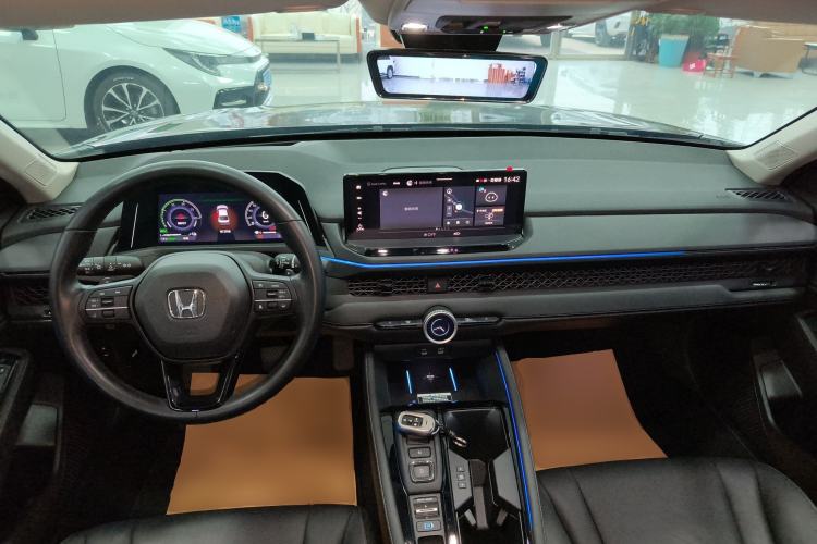 Used Honda Accord New Energy 2023 2.0L ePHEV Luxury Edition Center Console