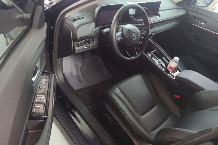 Used Honda Accord New Energy 2023 2.0L ePHEV Smart Edition Driver Seat