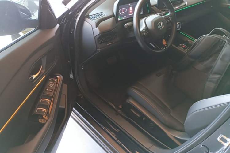 Used Honda Accord New Energy 2023 2.0L ePHEV Luxury Edition Driver Seat