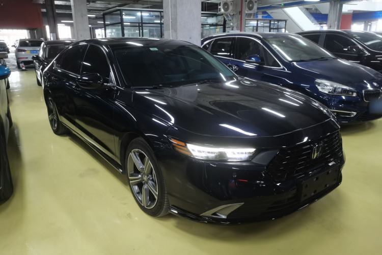 Used Honda Accord New Energy 2023 2.0L ePHEV Prestige Edition Front Right 45 Deg