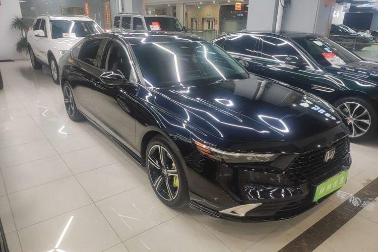 Used Honda Accord New Energy 2023 2.0L ePHEV Flagship Edition Front Right 45 Deg