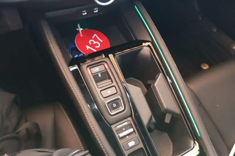 Used Honda Accord New Energy 2023 2.0L ePHEV Luxury Edition Gear Lever