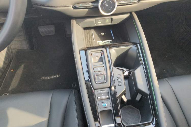 Used Honda Accord New Energy 2023 2.0L ePHEV Luxury Edition Gear Lever
