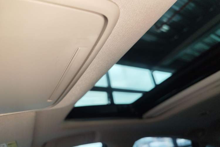Used Honda Accord New Energy 2023 2.0L ePHEV Smart Edition Headliner